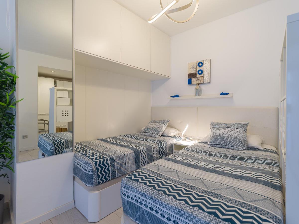 Casa Blanca Canteras Apartment